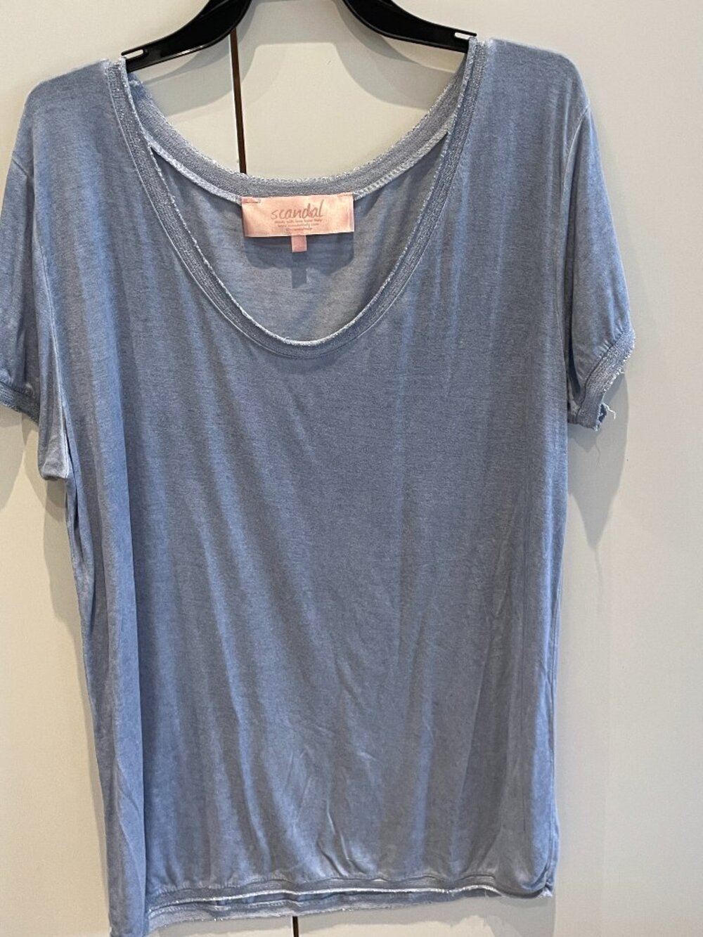Scandal Italy Luisa Blue T-shirt - Size Medium. Made in Italy